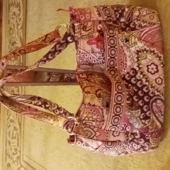Vera Bradley Handbags - Vera Bradley bucket shoulder bag.